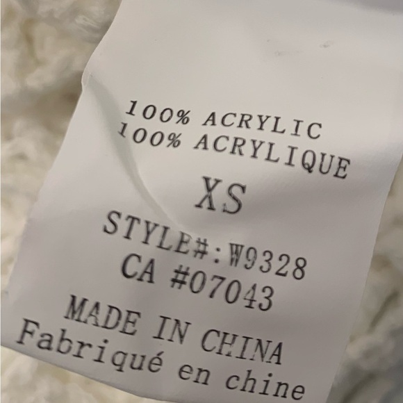 Dreamers by Debut NWOT Cream Cropped Crochet Cardigan Sweater Size XS - Picture 5 of 5